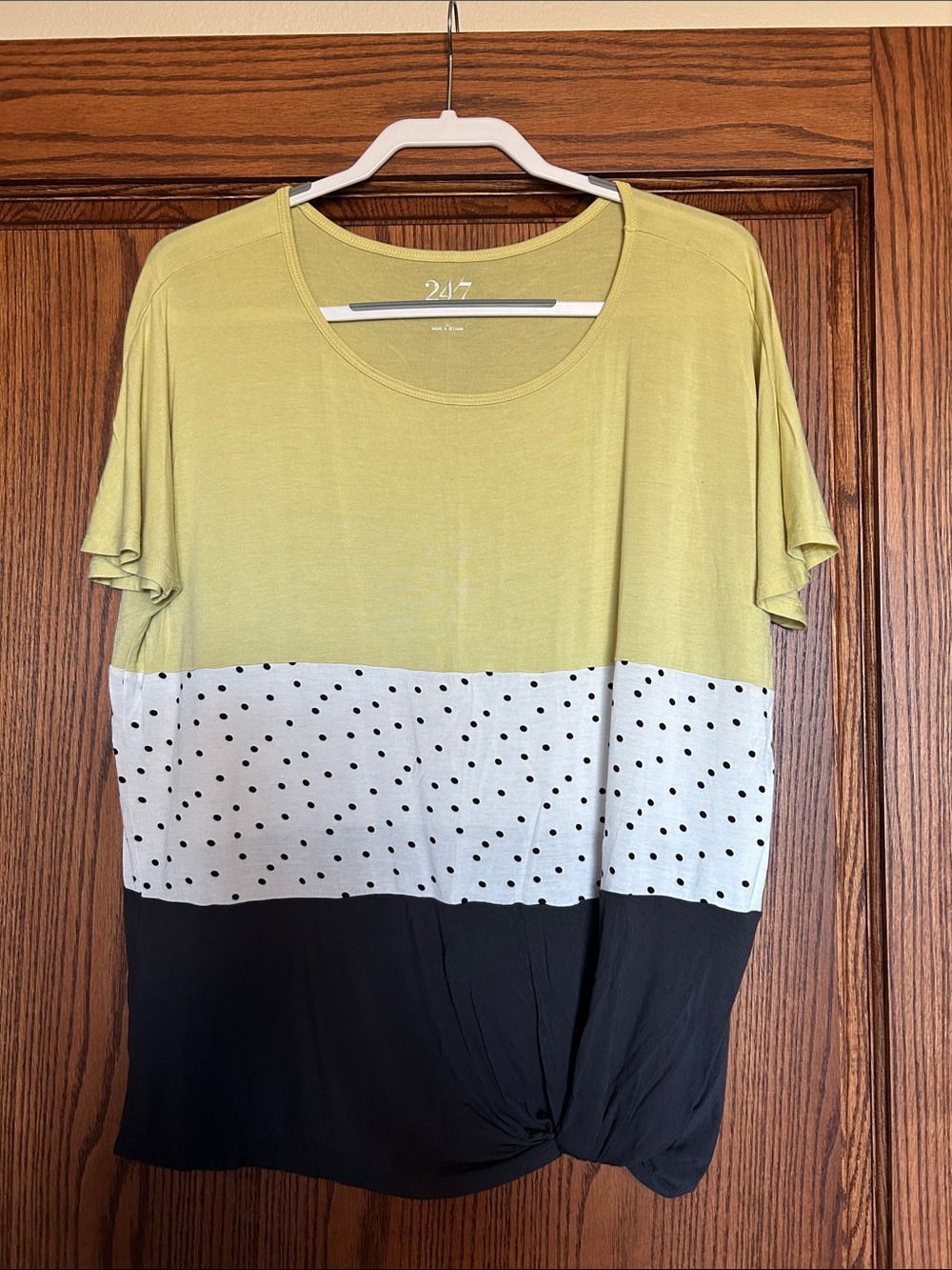 Women's Colorblock Dot Knit Top - Yellow/White/Carbon